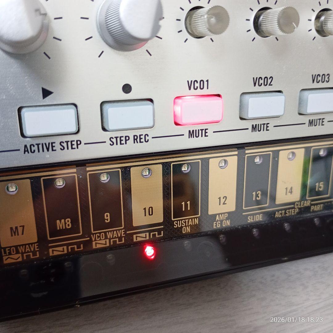 KORG volca bass アナログベースシンセサイザー　コルグ