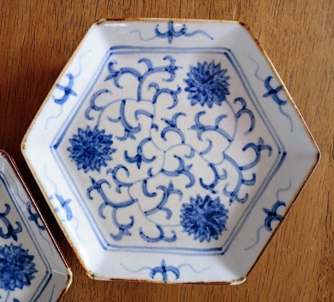 須藤拓也 染付 六角皿（唐草）２枚セット