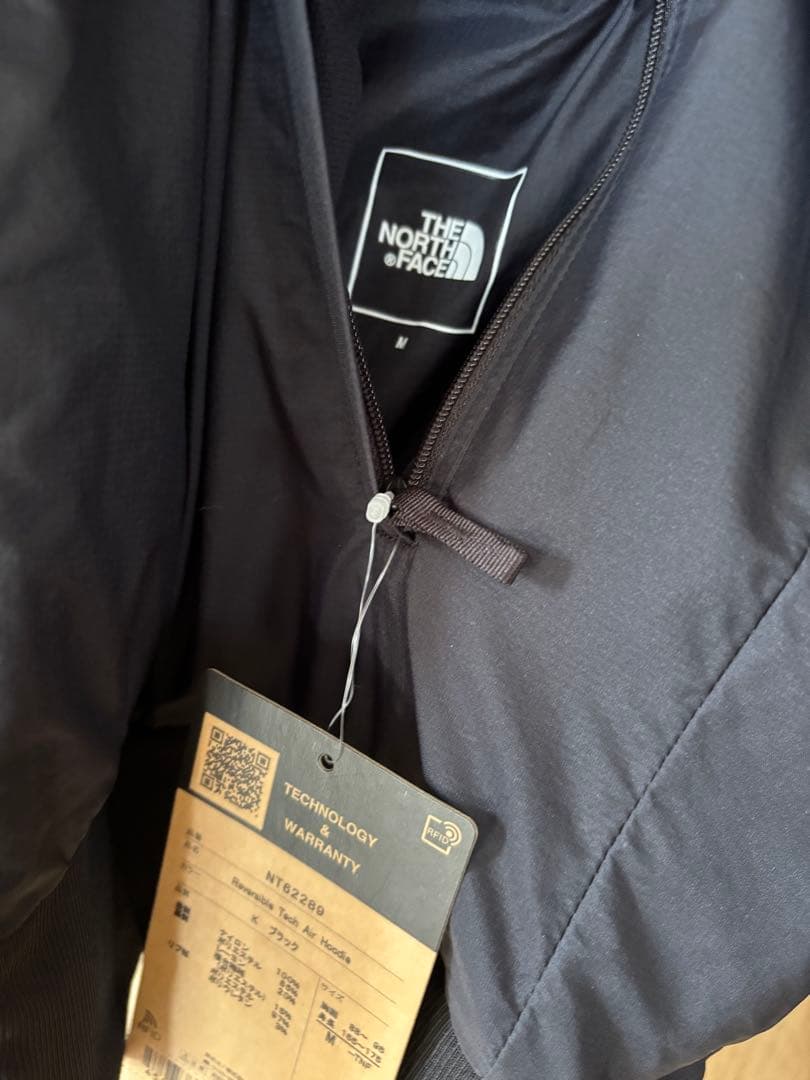 値下げ【新品タグ付】THE NORTH FACEリバーシブルテックエアーフーディ