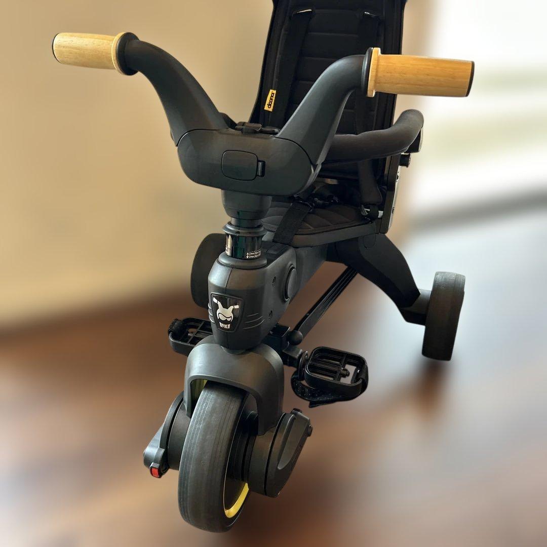 doonaドゥーナ　リキトライクプレミアム　折りたたみ三輪車　S5ニトロブラック