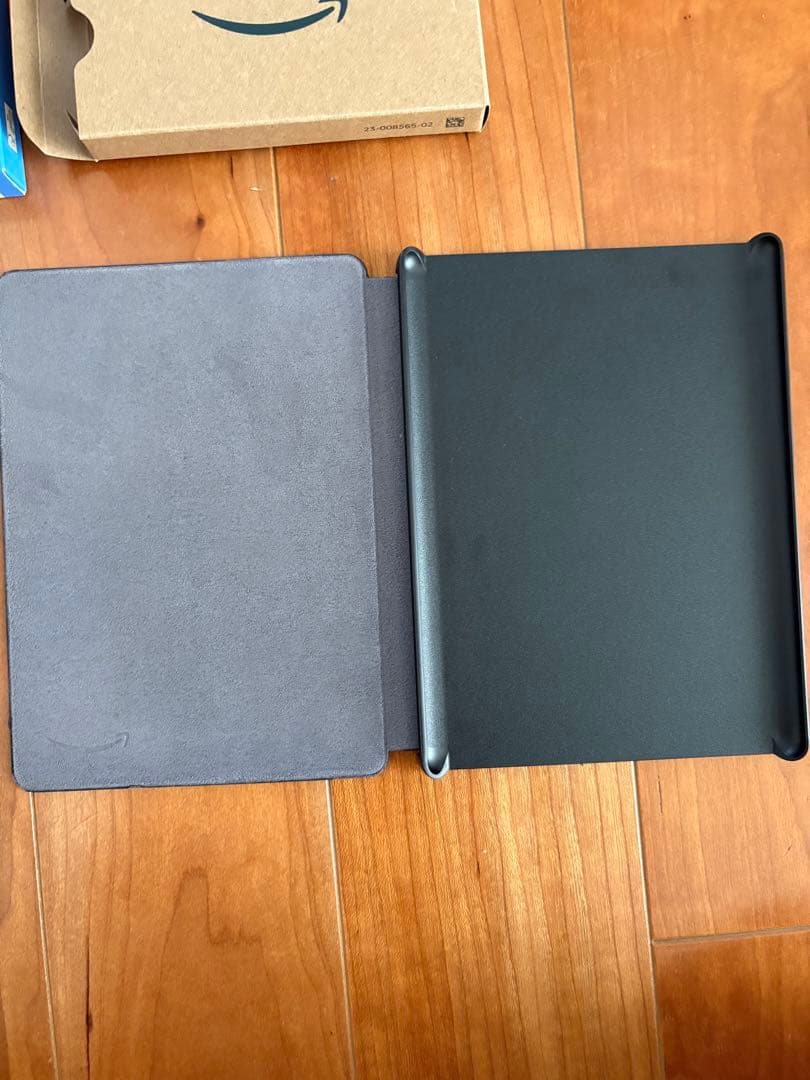 Kindle Paperwhiteキッズモデル　ブラックカバー美品