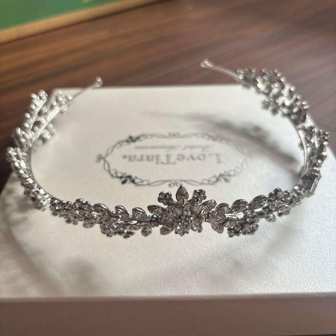 LoveTiara ブロッサムクラウンティアラ&ピアスセット