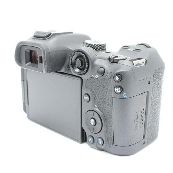 ショット数10,000以下！元箱付き！■ほぼ新品■ CANON EOS R7