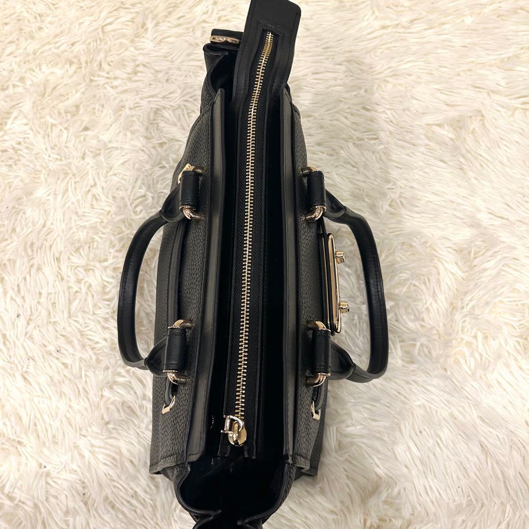 外観美品コーチ coach スワッガー ハンドバッグ レザー ターンロック