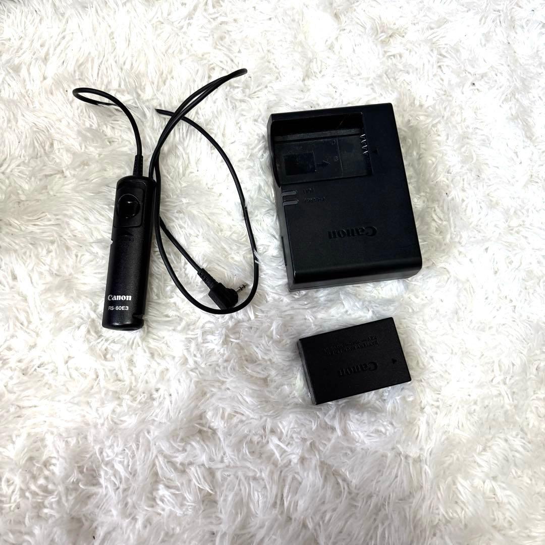 Canon EOS KISS X9 ダブルズームレンズ2本セット　説明書付