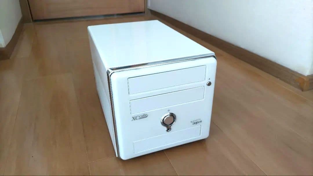 XCcube キューブ型 WindowsXP 自作パソコン WinDVD付き