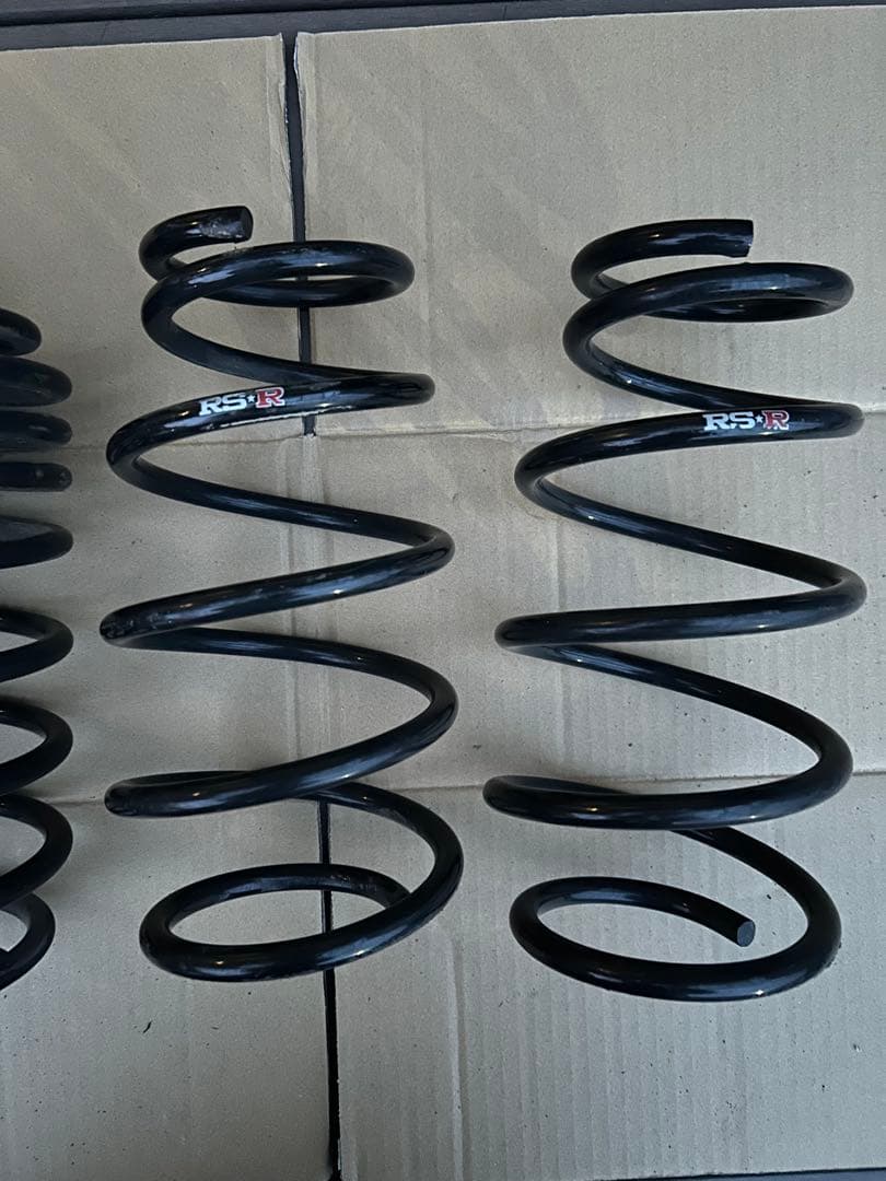 ダウンサス　フィールダー　NZE161G フロントリア