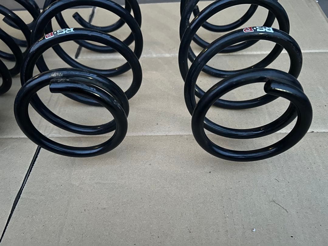 ダウンサス　フィールダー　NZE161G フロントリア