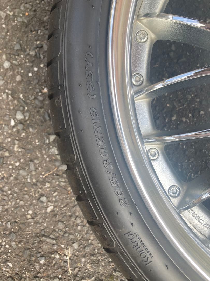 ワーク　シーカー19インチ　タイヤバリ山