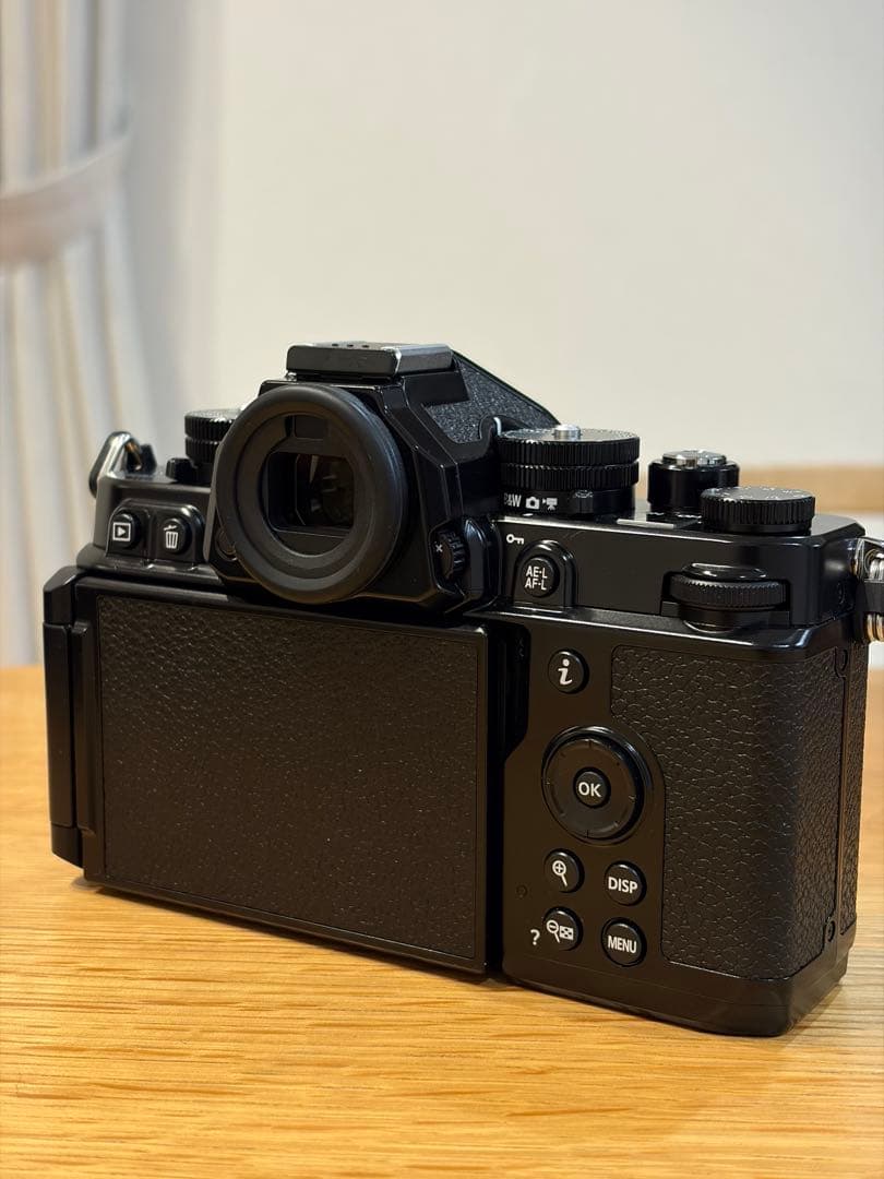 Nikon Zf ミラーレスカメラ 40mmf2 レンズキット