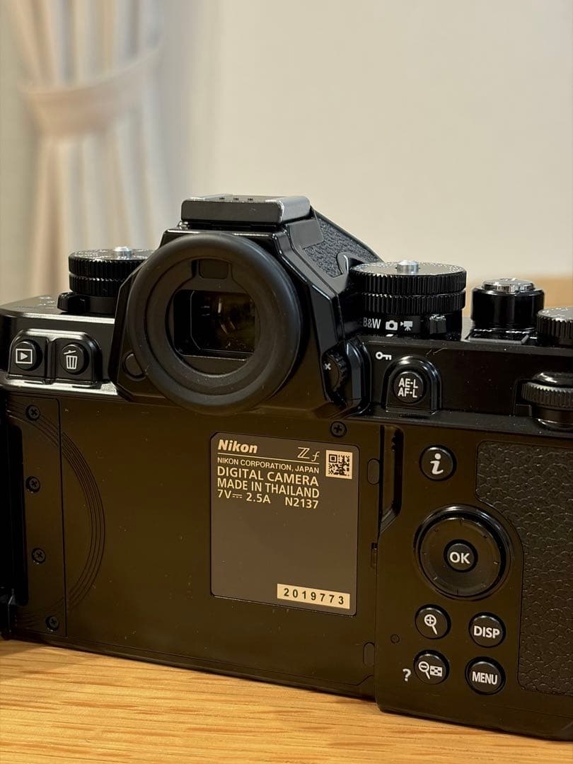 Nikon Zf ミラーレスカメラ 40mmf2 レンズキット