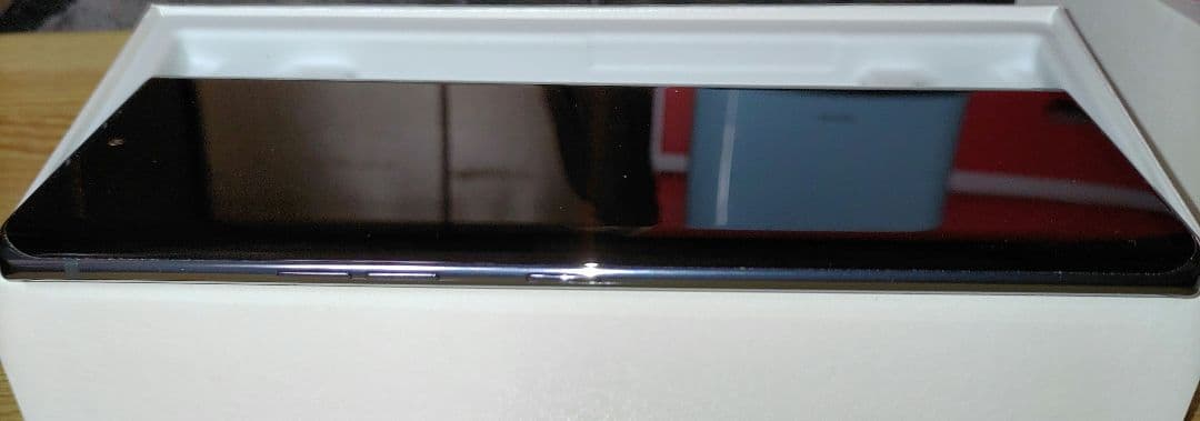 LG VELVET L-52A ケース付き