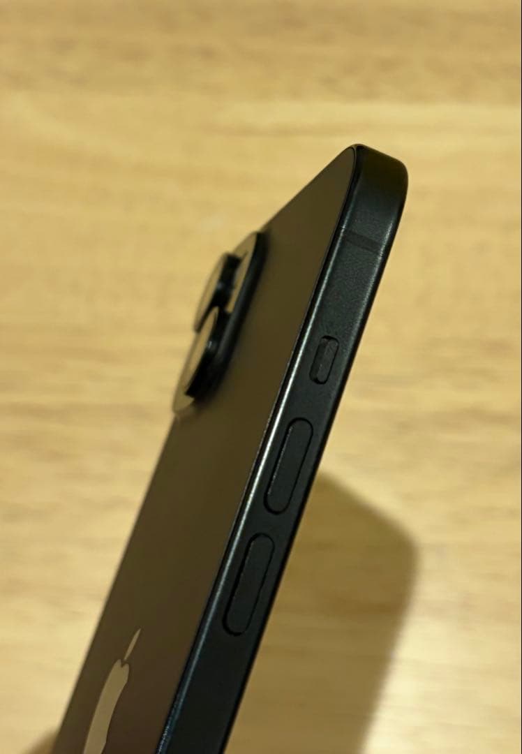 iPhone15 Plus 128GB ブラック SIMフリー 保護ケース付き