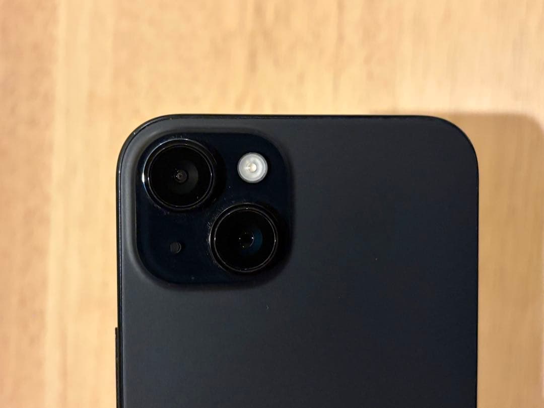 iPhone15 Plus 128GB ブラック SIMフリー 保護ケース付き