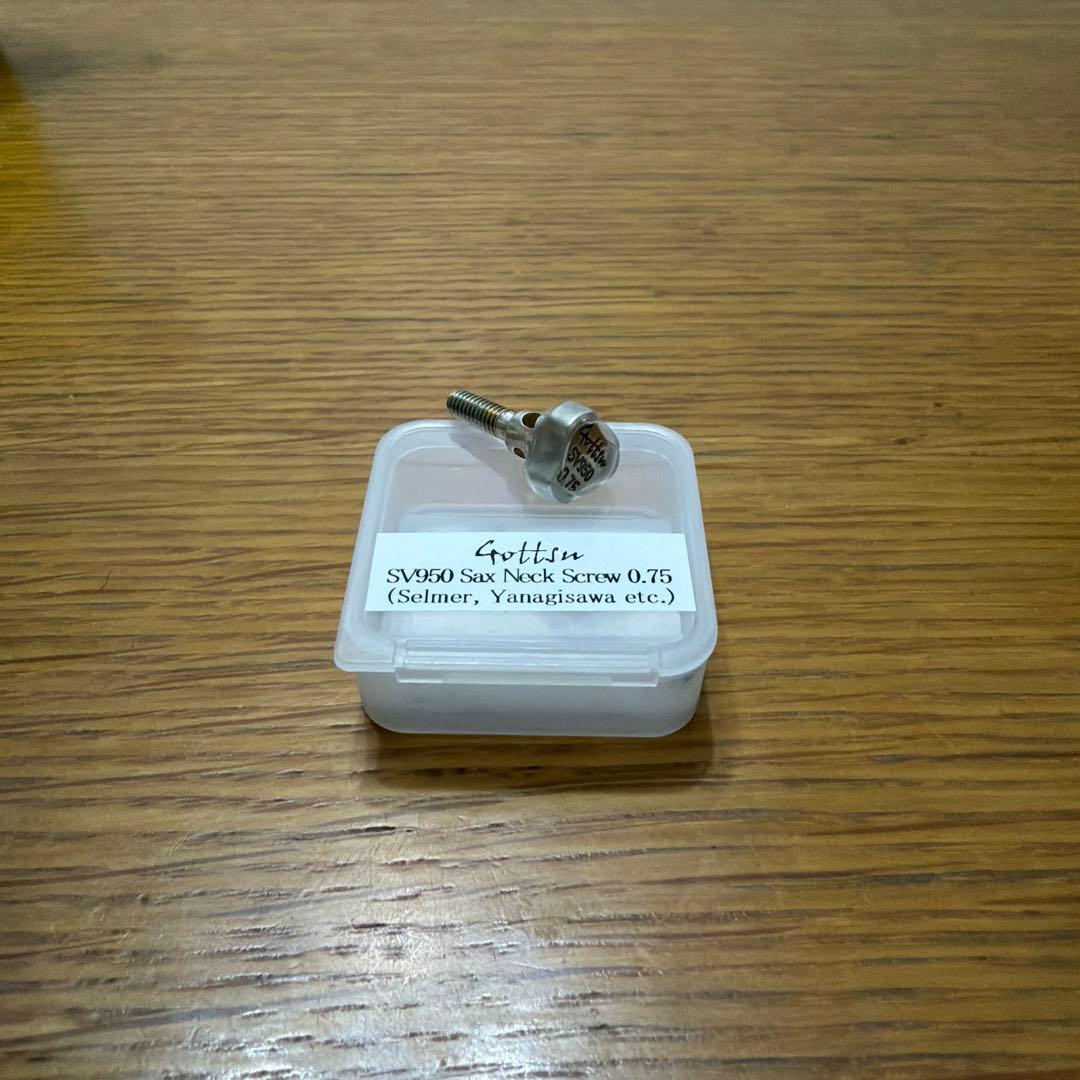 管楽器・吹奏楽器 Gottsu SV950 Sax Neck Screw 0.75
