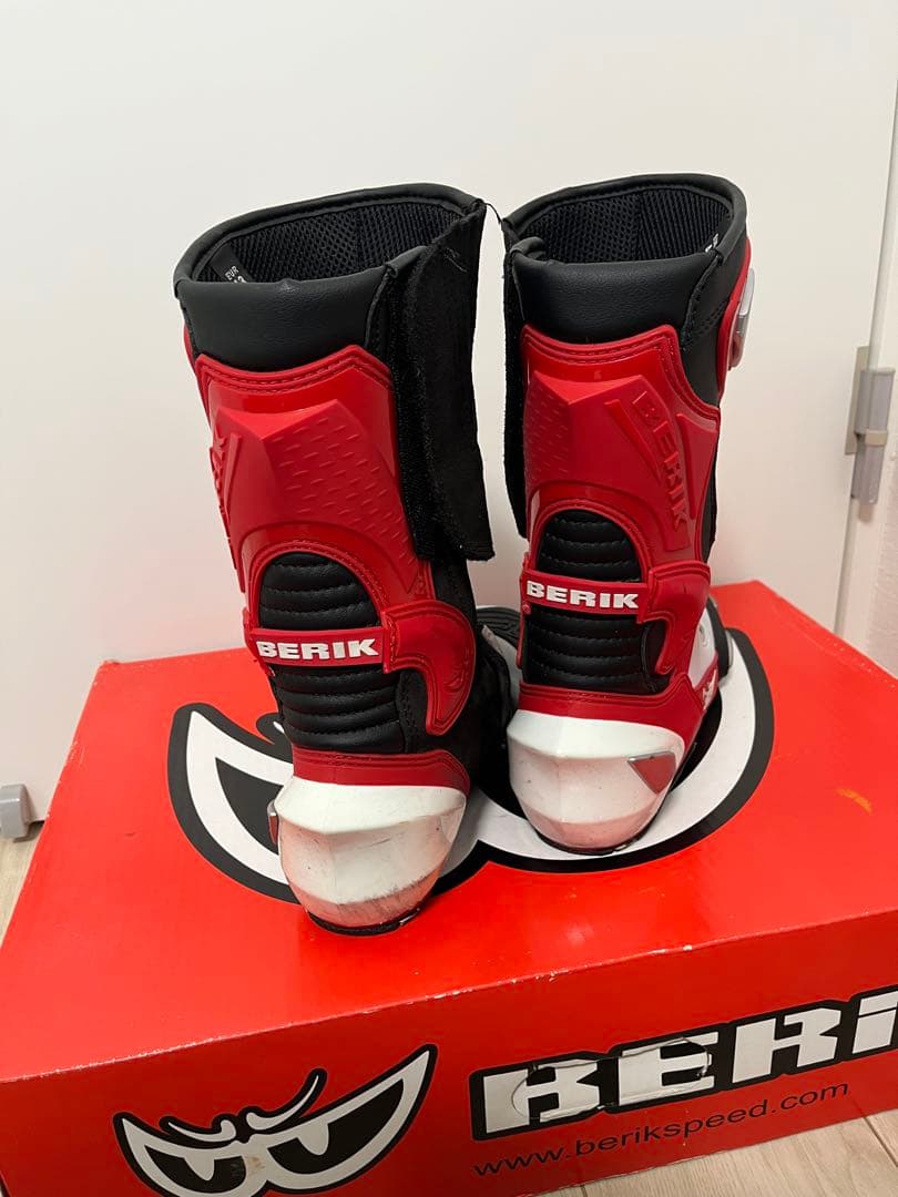 BERIK バイク用ブーツ 黒/赤/白
