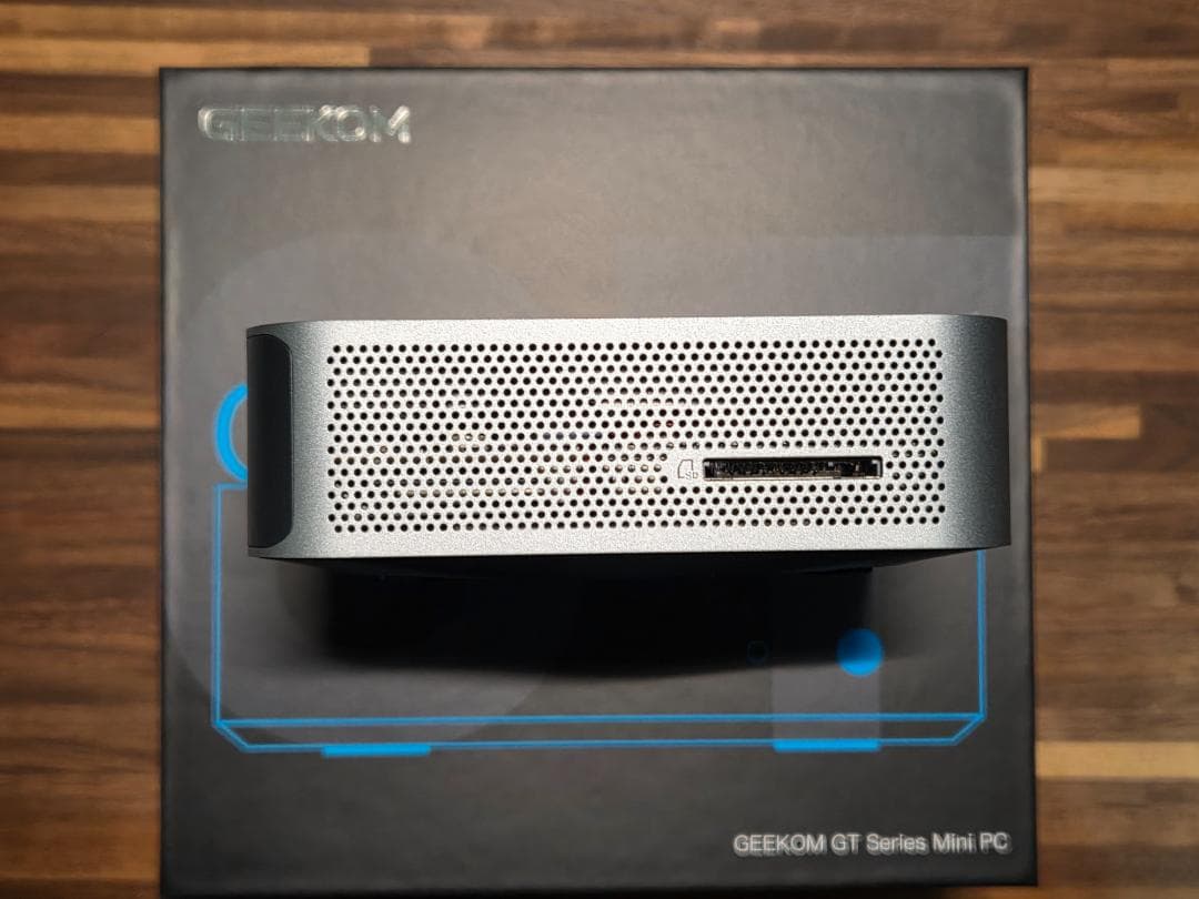 GEEKOM GT13Pro i7-13620H/メモリ32GB/SSD1TB