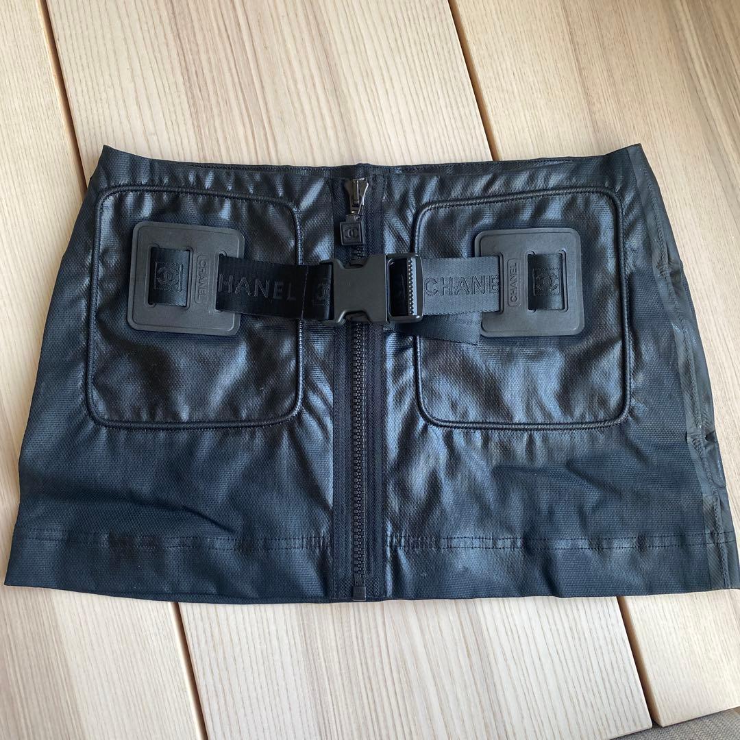CHANEL ブラック ミニ　スカート　スポーツライン