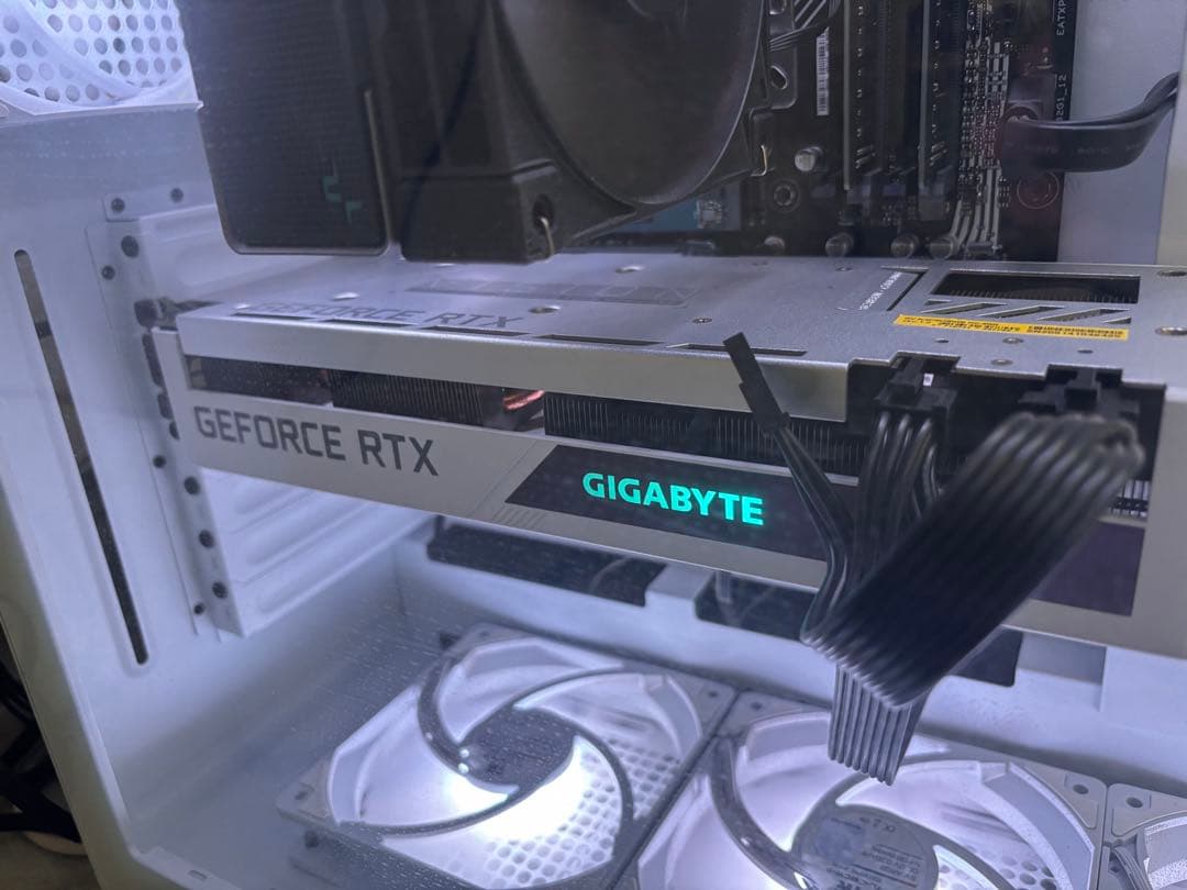 グラフィックボード・グラボ・ビデオカード GIGABYTE GEFORCE RTX 3070