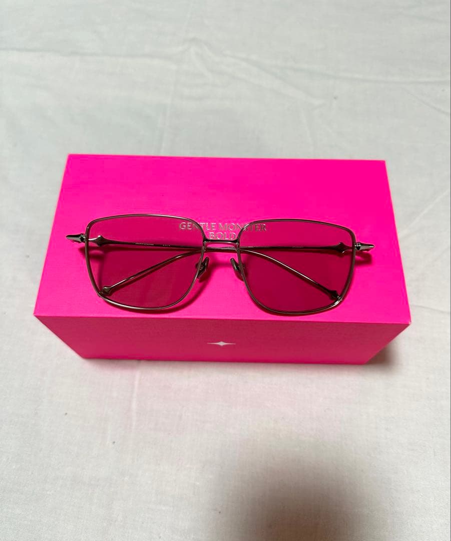 【美品】ジェントルモンスター atomic サングラス シルバー