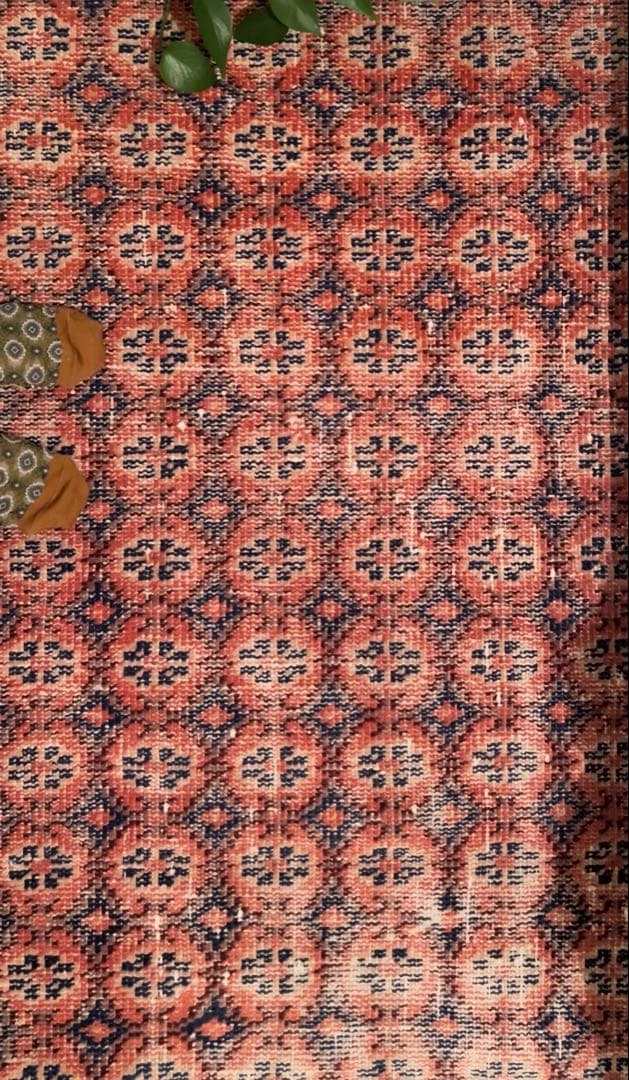 110×74 レア柄　お花のstamp トルコ　ヴィンテージラグ　トルコラグ