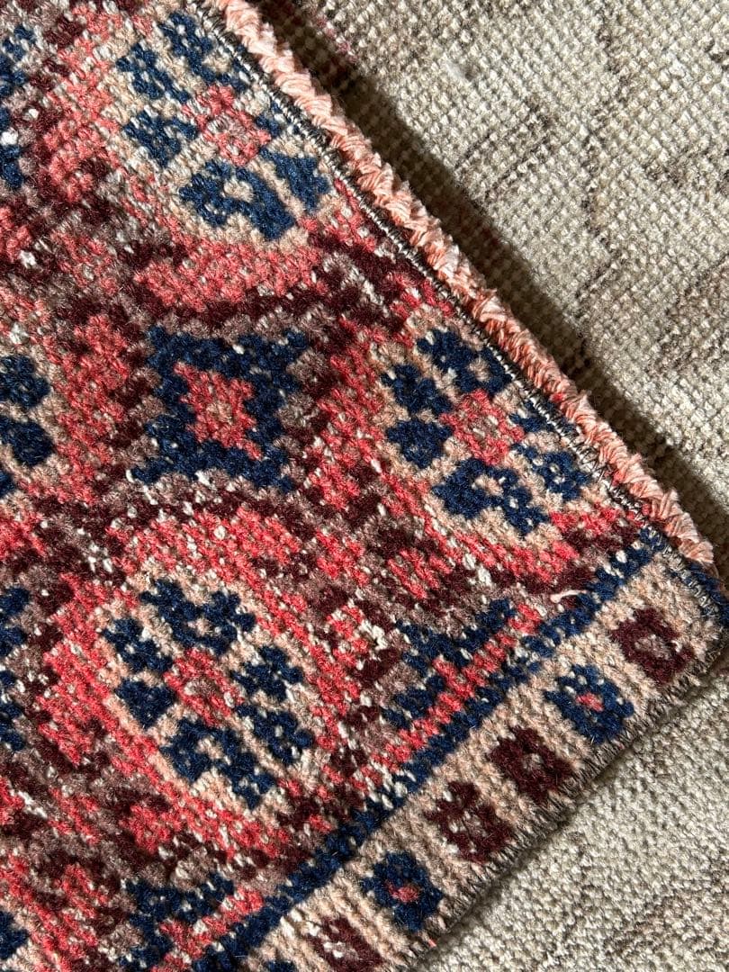 110×74 レア柄　お花のstamp トルコ　ヴィンテージラグ　トルコラグ