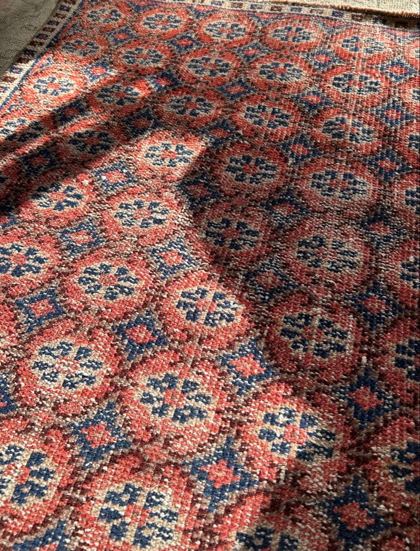 110×74 レア柄　お花のstamp トルコ　ヴィンテージラグ　トルコラグ