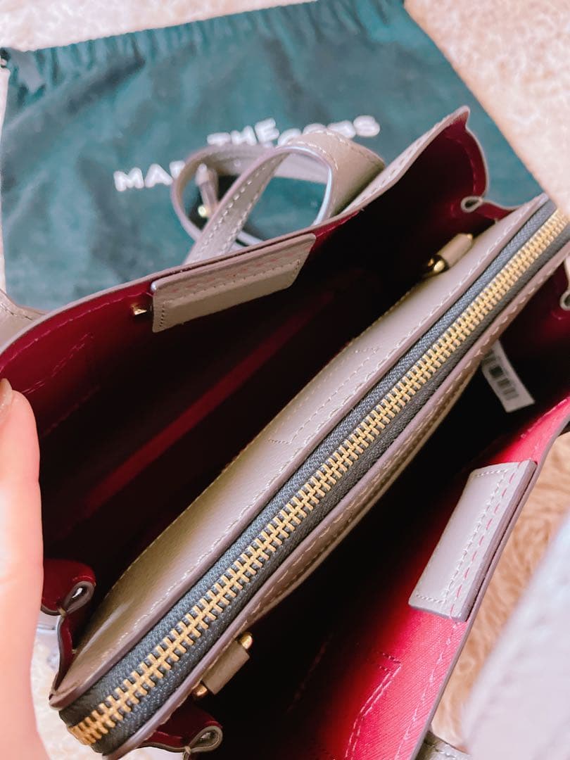 美品　MARC JACOBS グレー ハンドバッグ