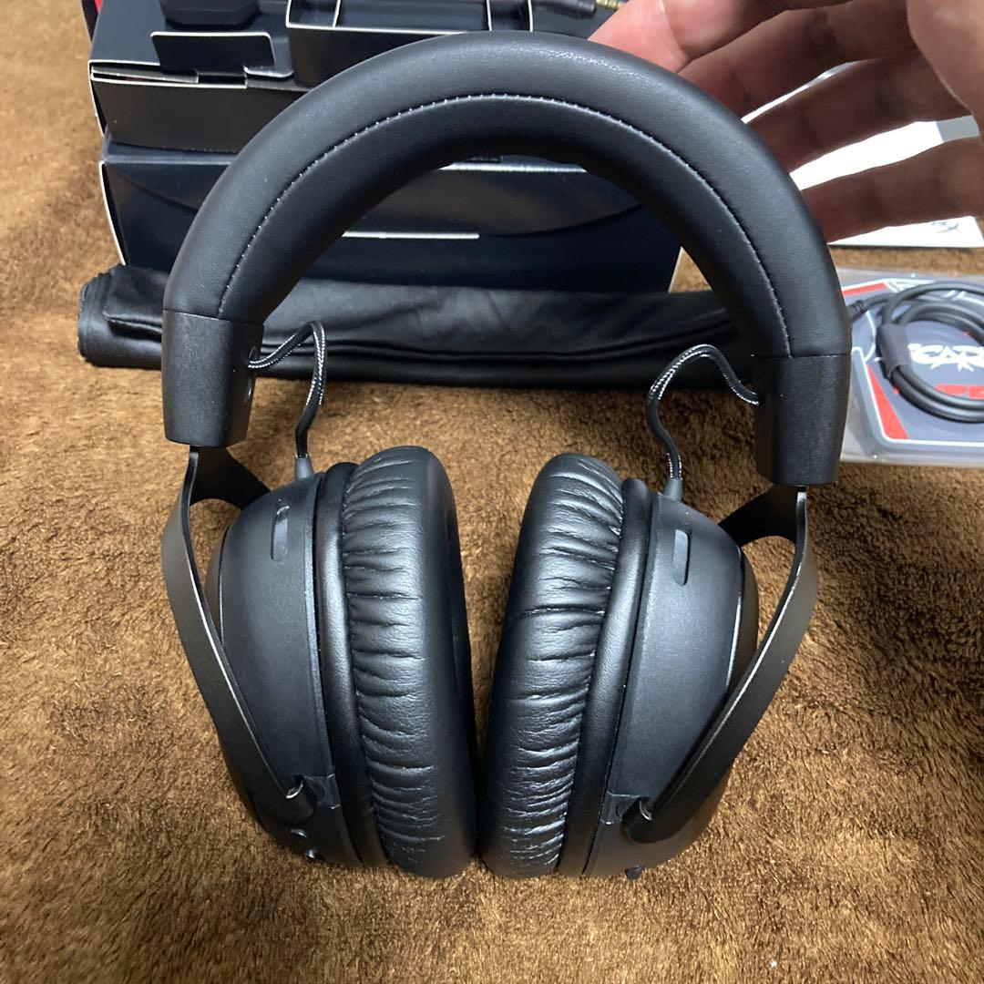 HyperX Cloud III ワイヤレスゲーミングヘッドセット