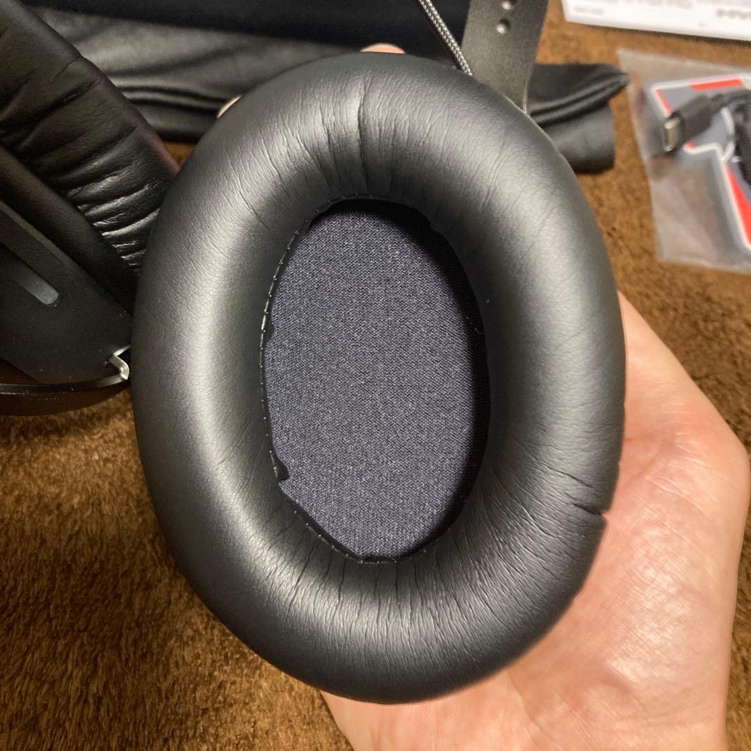 HyperX Cloud III ワイヤレスゲーミングヘッドセット