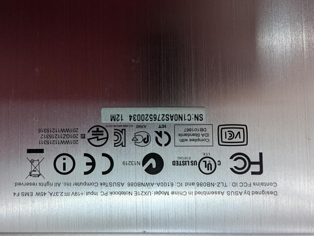 ASUS 極薄ノートPC Windows11