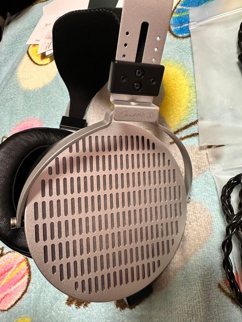 水月雨 (MOONDROP) 大都会 - COSMO ヘッドホン