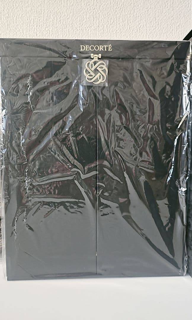 1/31迄お値下げ!! コスメデコルテ エターナルエレガンス ボックス 2025