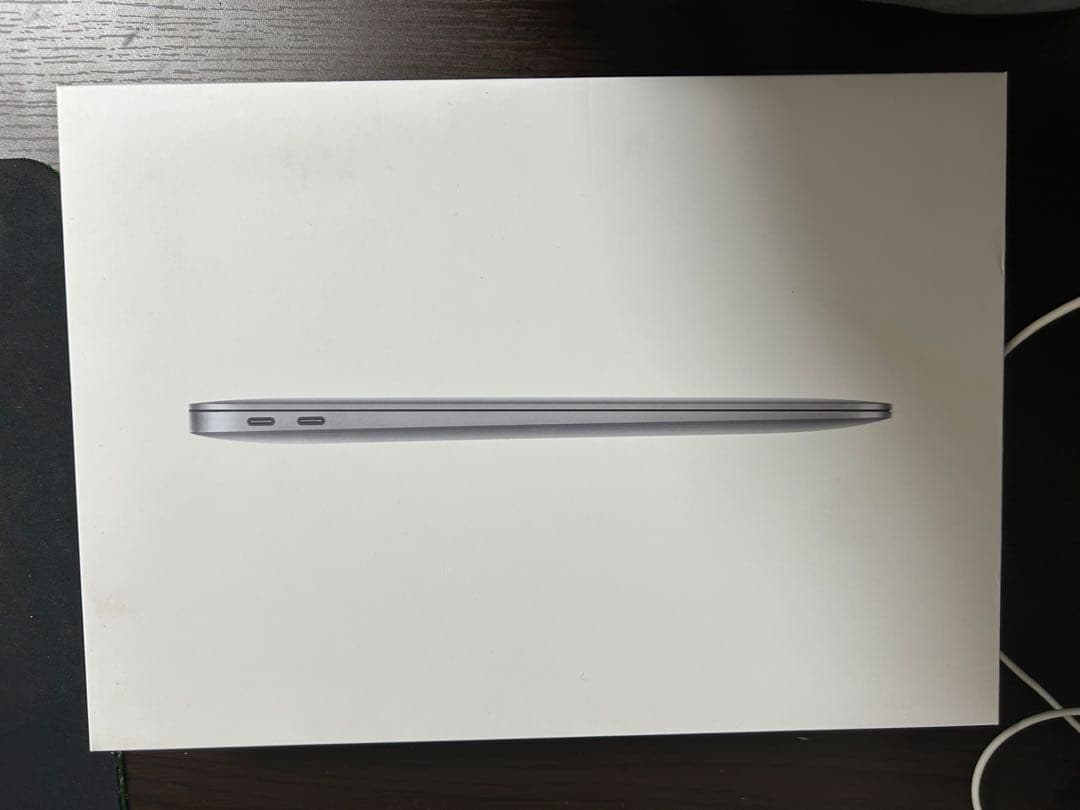 M1 MacBook Air 13インチ　スペースグレイ