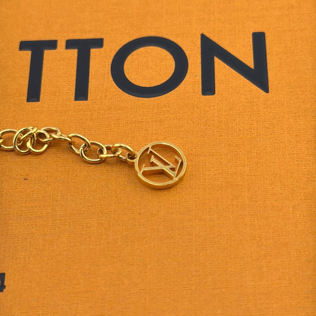 【極美品】ルイヴィトン ネックレス コリエ エセンシャルV ゴールド