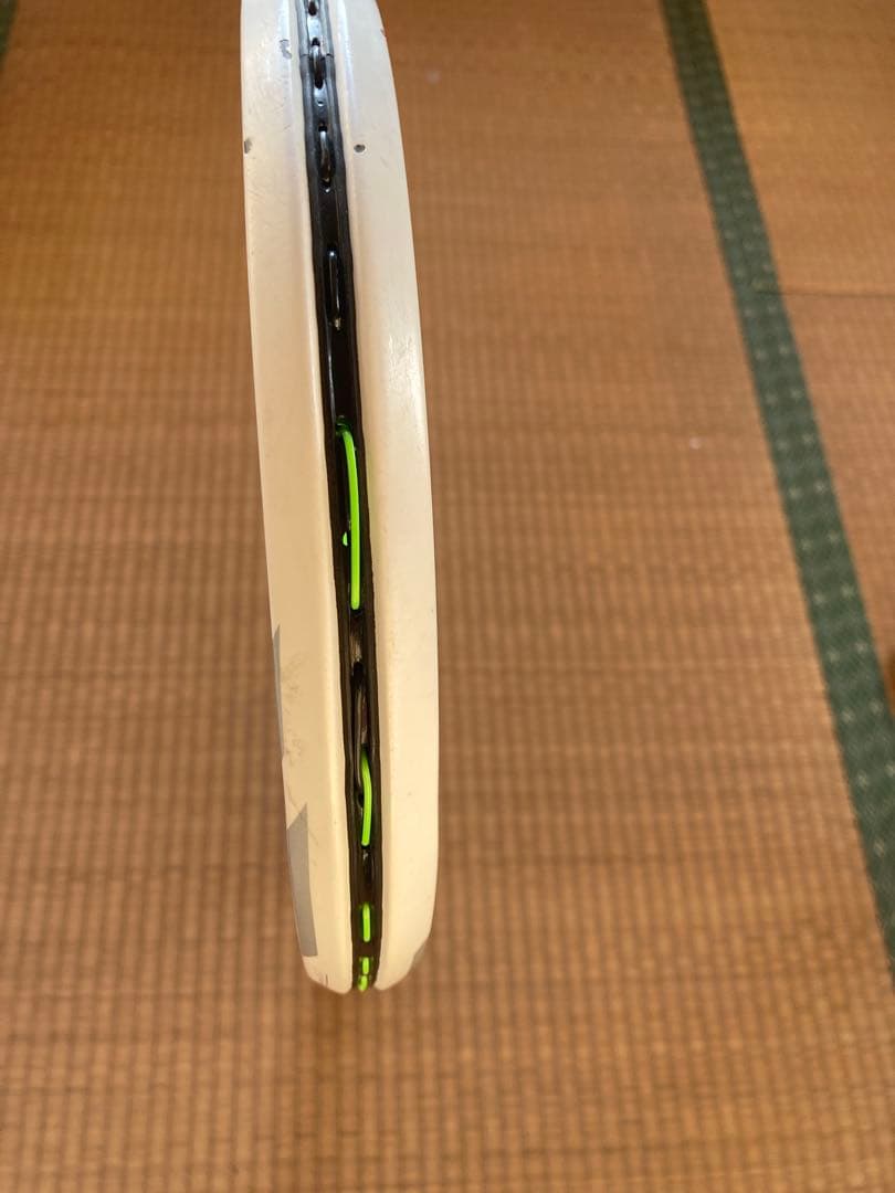 Mizuno V-01 軟式テニスラケット