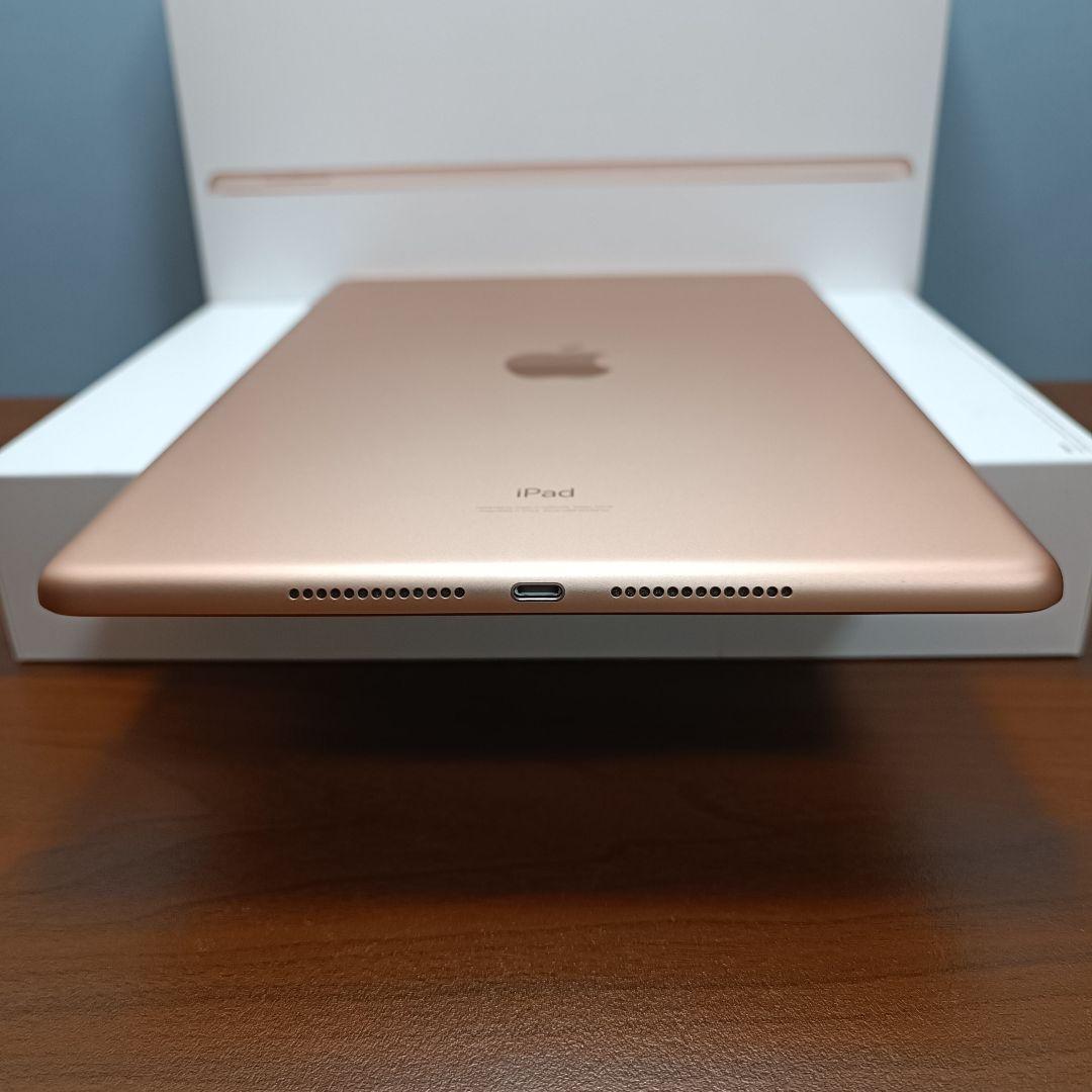 (美品) iPad 10.2 第8世代 WiFi 128GB キーボード付き