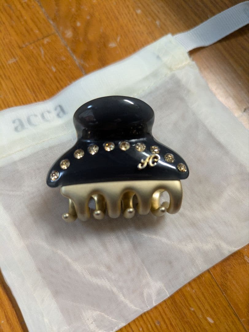 acca Sサイズヘアクリップ