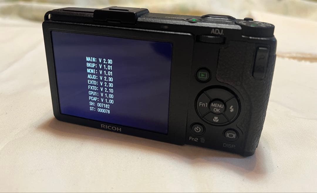 RICOH GR DIGITAL IV 本体 付属品 コンパクトデジタルカメラ