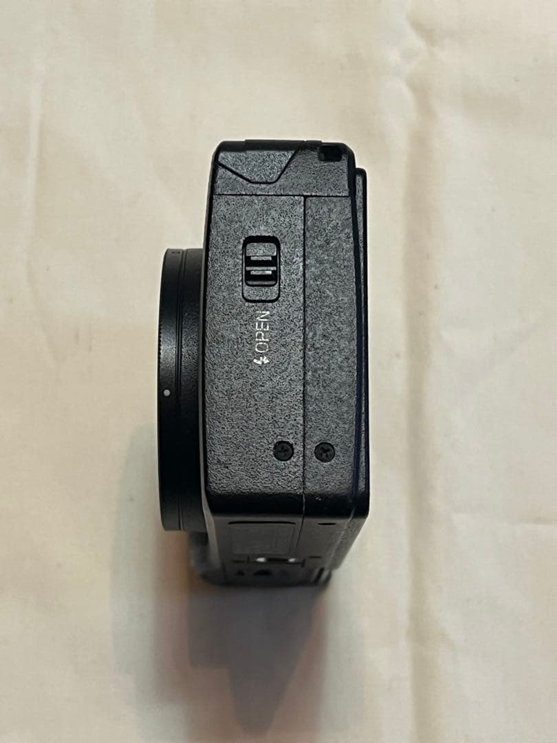 RICOH GR DIGITAL IV 本体 付属品 コンパクトデジタルカメラ