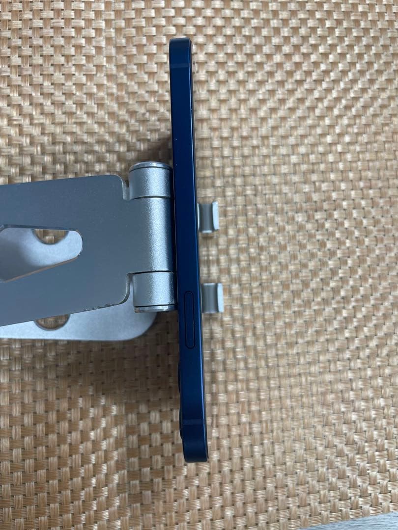 iPhone 12 128 GB ブルーSIMフリー【1499】