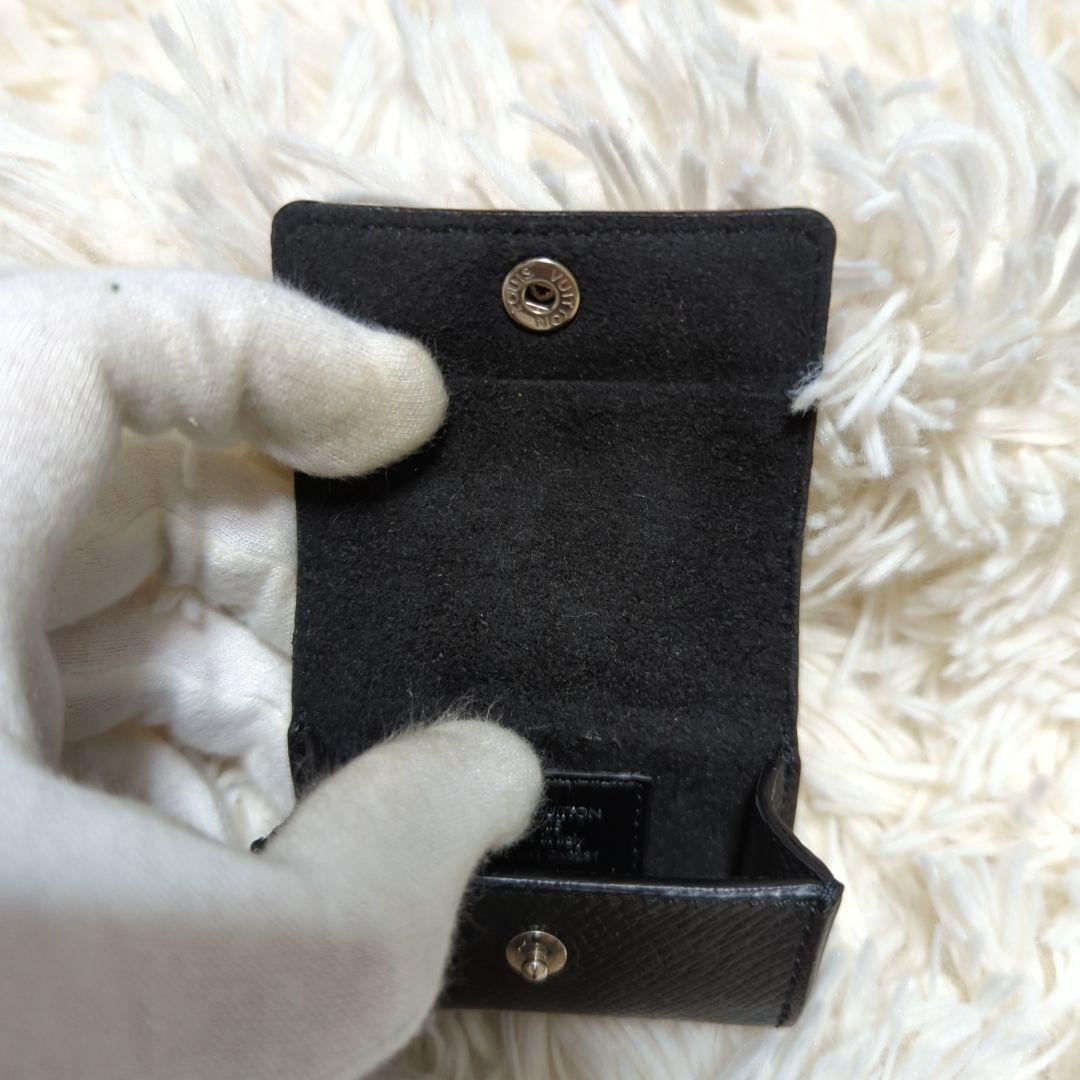 LOUISVUITTON　AirPods　イヤホンケース　モノグラム　ヴィトン