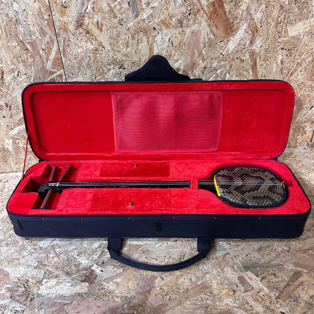 【美品】沖縄三線 ソフトケース付き 弦楽器 和楽器