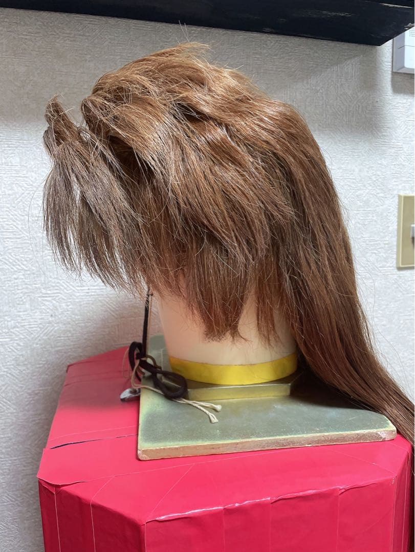 ブラウン 前髪付き ロングかつら（大衆演劇）