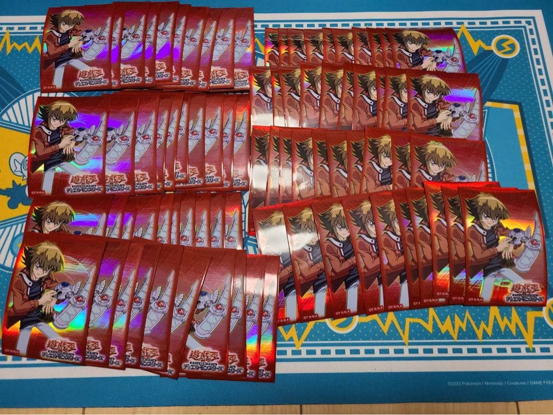 【傷みあり】遊戯王 遊城十代 スリーブ 80枚