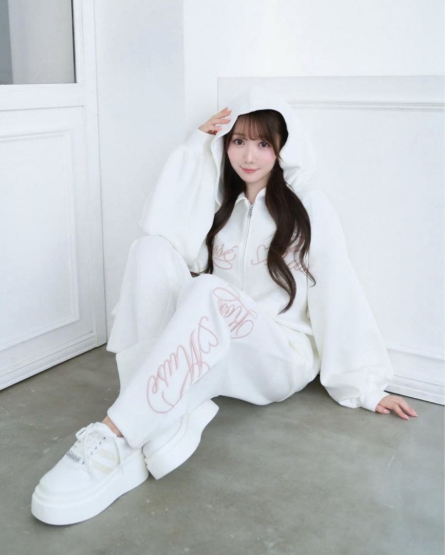 【新品】ロゼミューズ　Logo 3d embroidery pantsパンツのみ