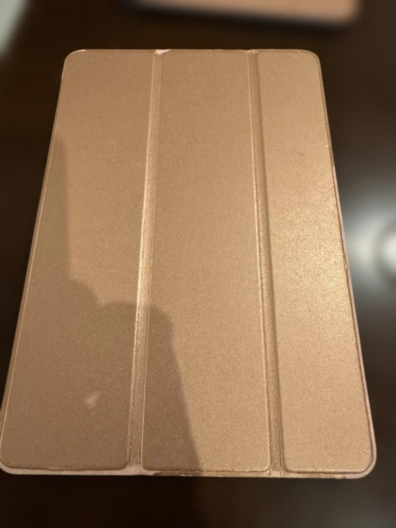 iPad 第8世代　32GB　美品　箱、付属品付全有