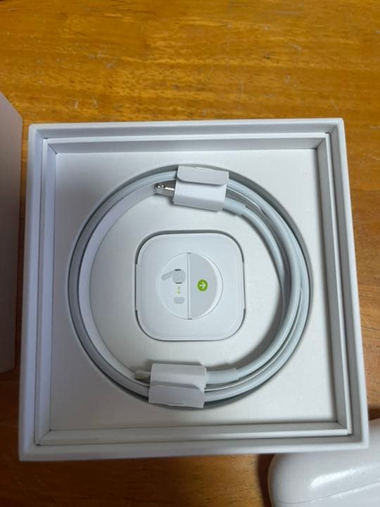 【左片耳のみ・傷あり】Apple AirPods Pro MLWK3JA