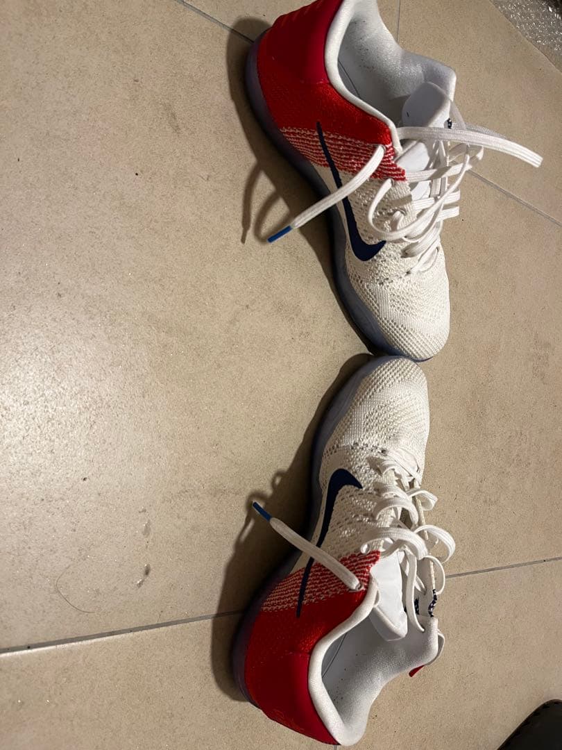 NIKE Kobe11 USAカラー