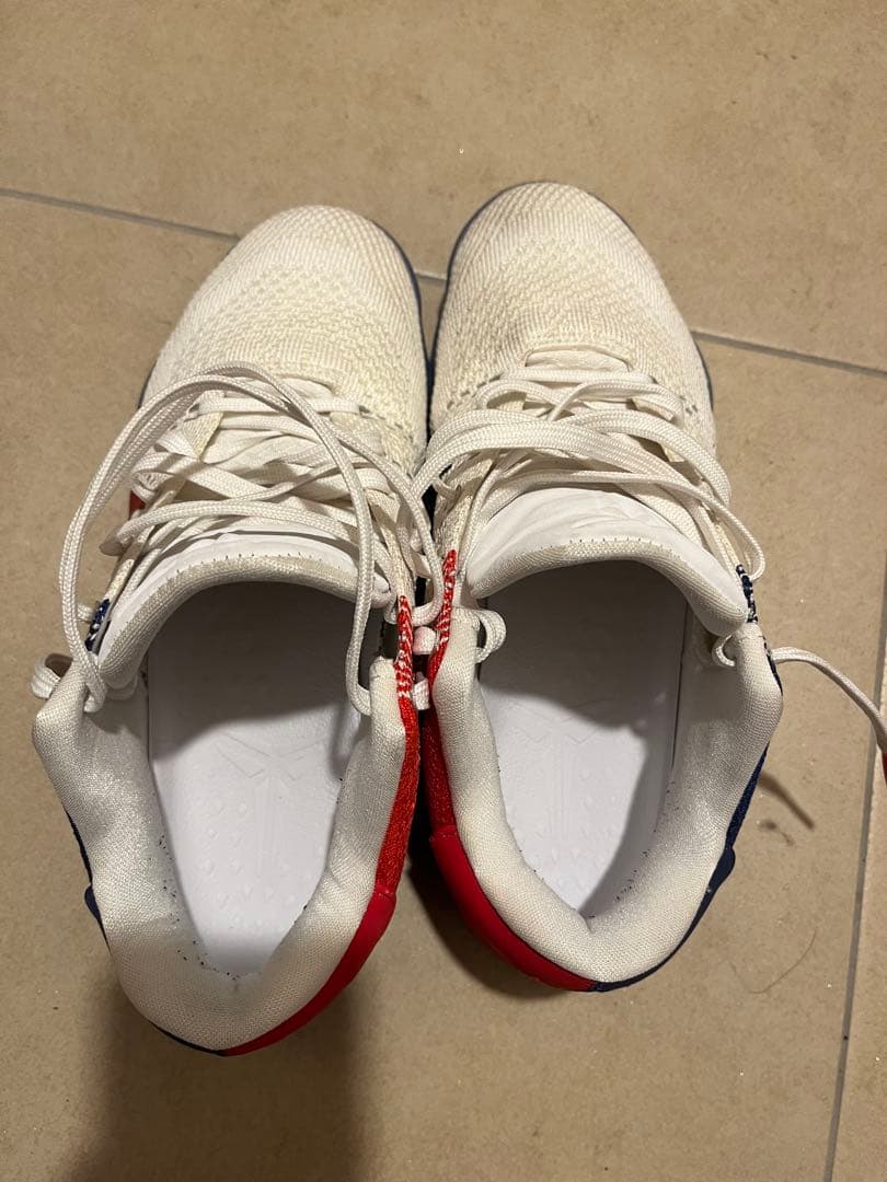 NIKE Kobe11 USAカラー